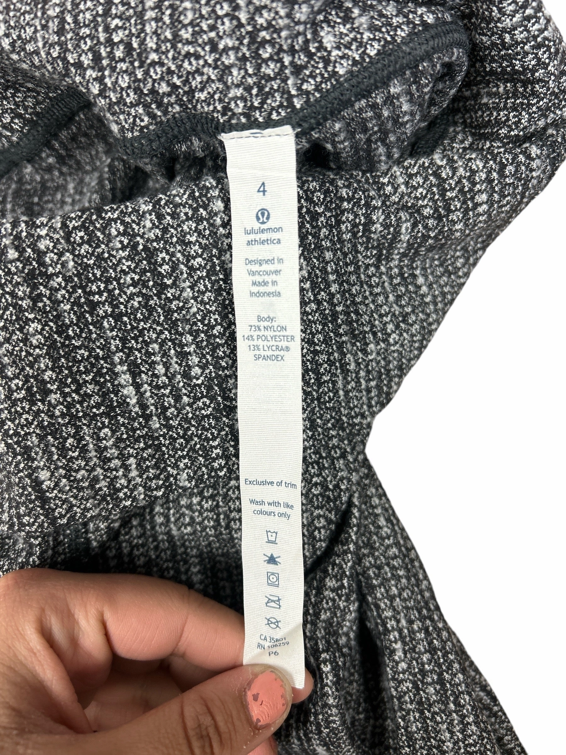 Athletic Leggings By Lululemon In Grey, Size: 4
