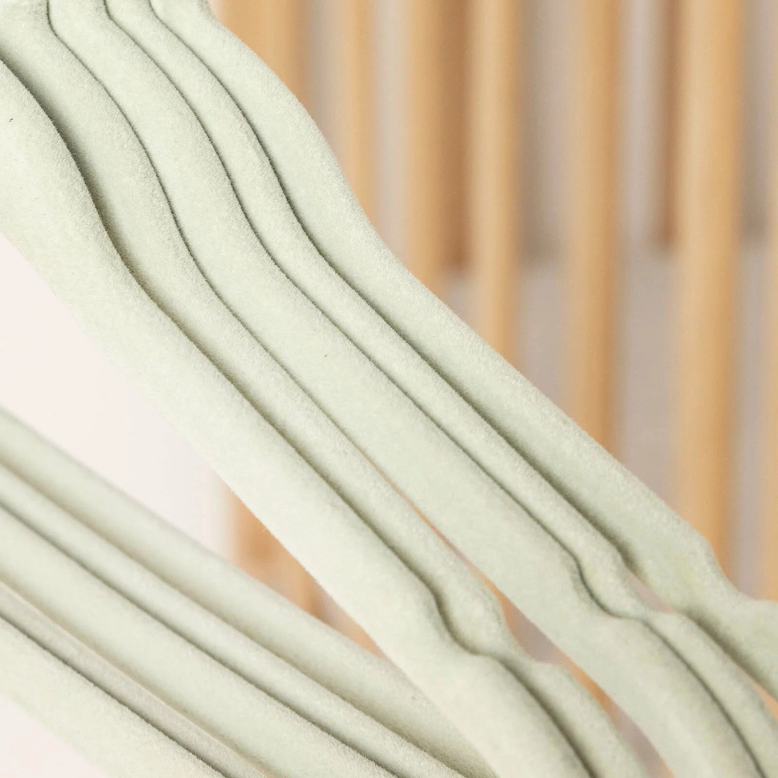 HelloBaby Velvet 5 pcs Hangers - Light Green