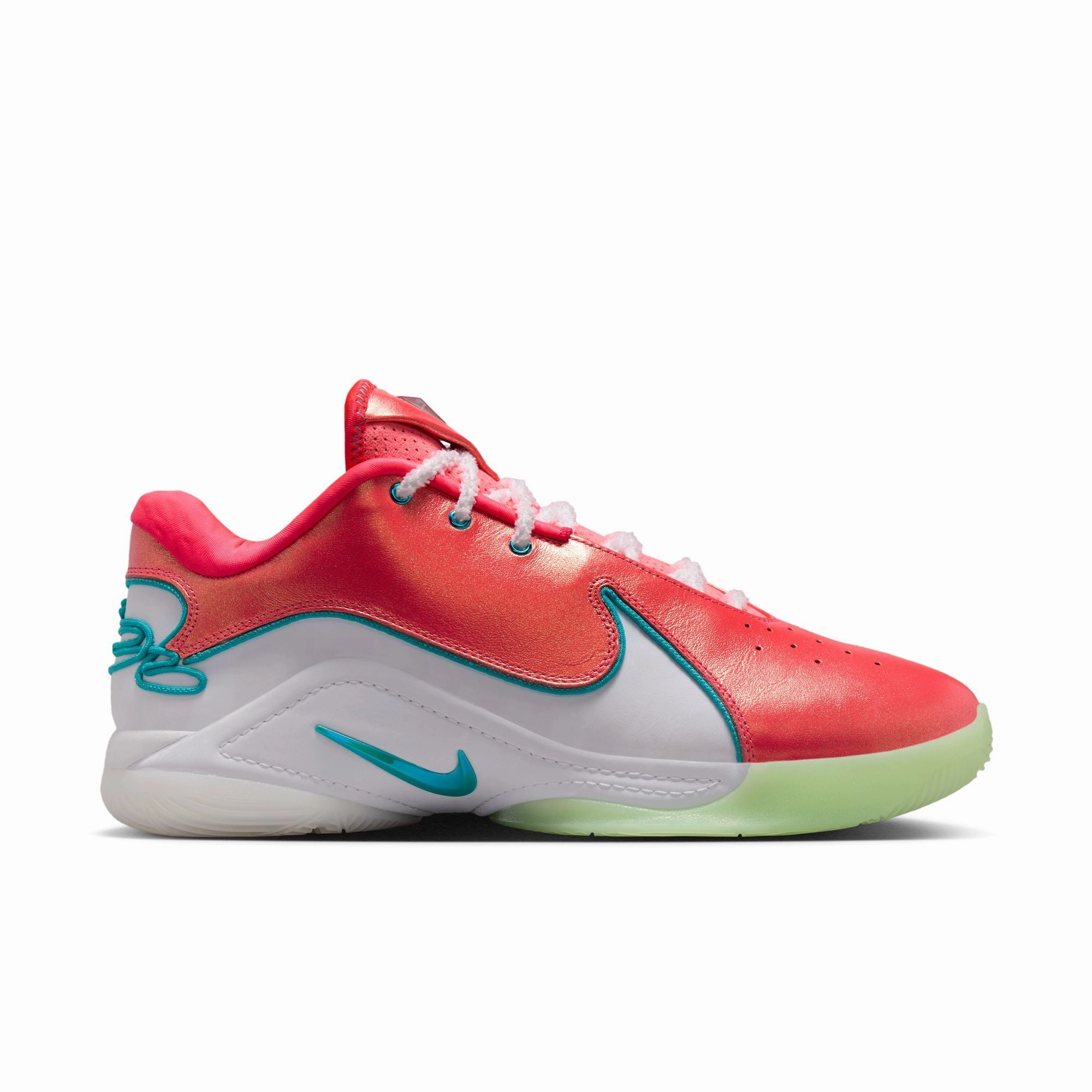 LeBron XXII: Limelight