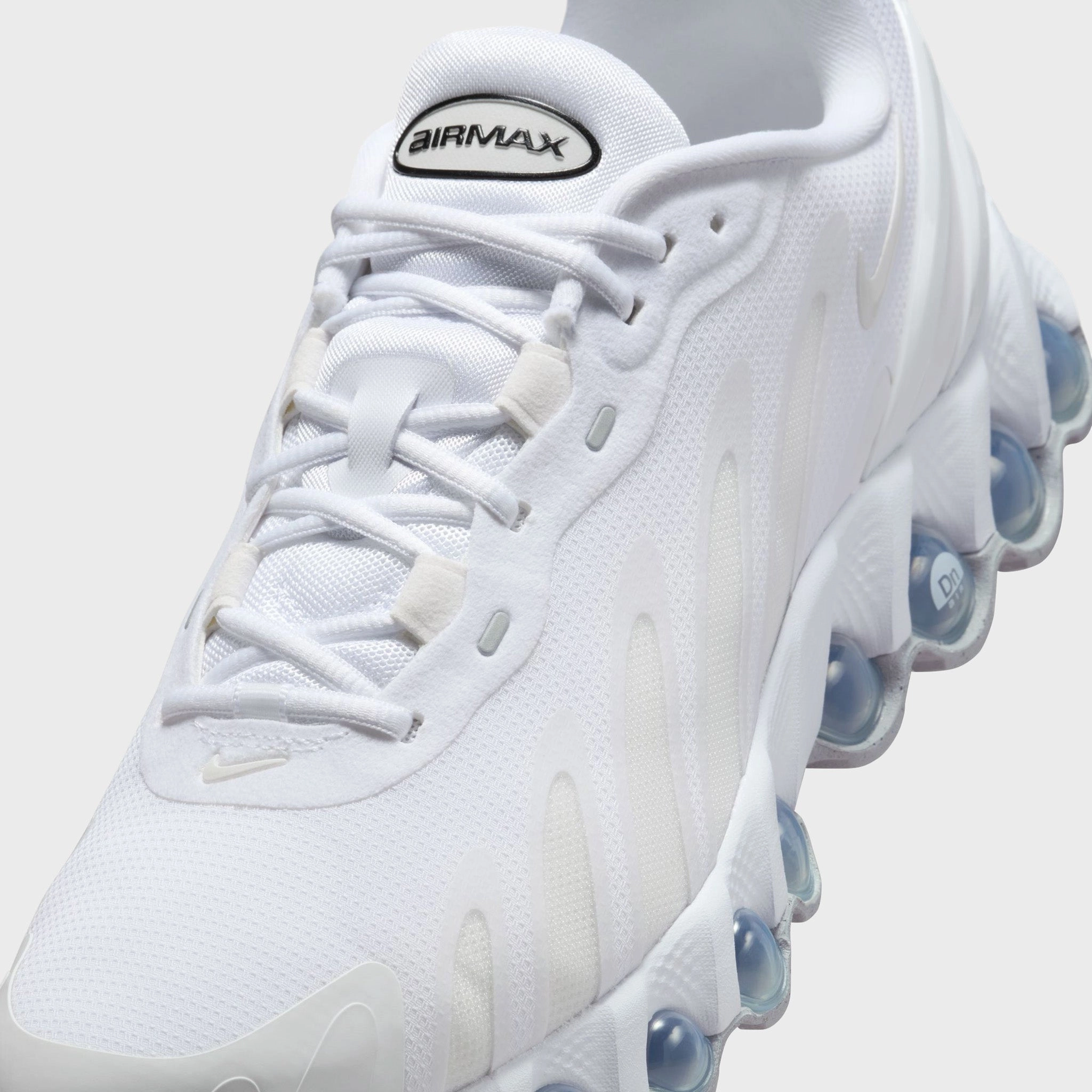 Nike Air Max DN8 White / Metallic Silver - White
