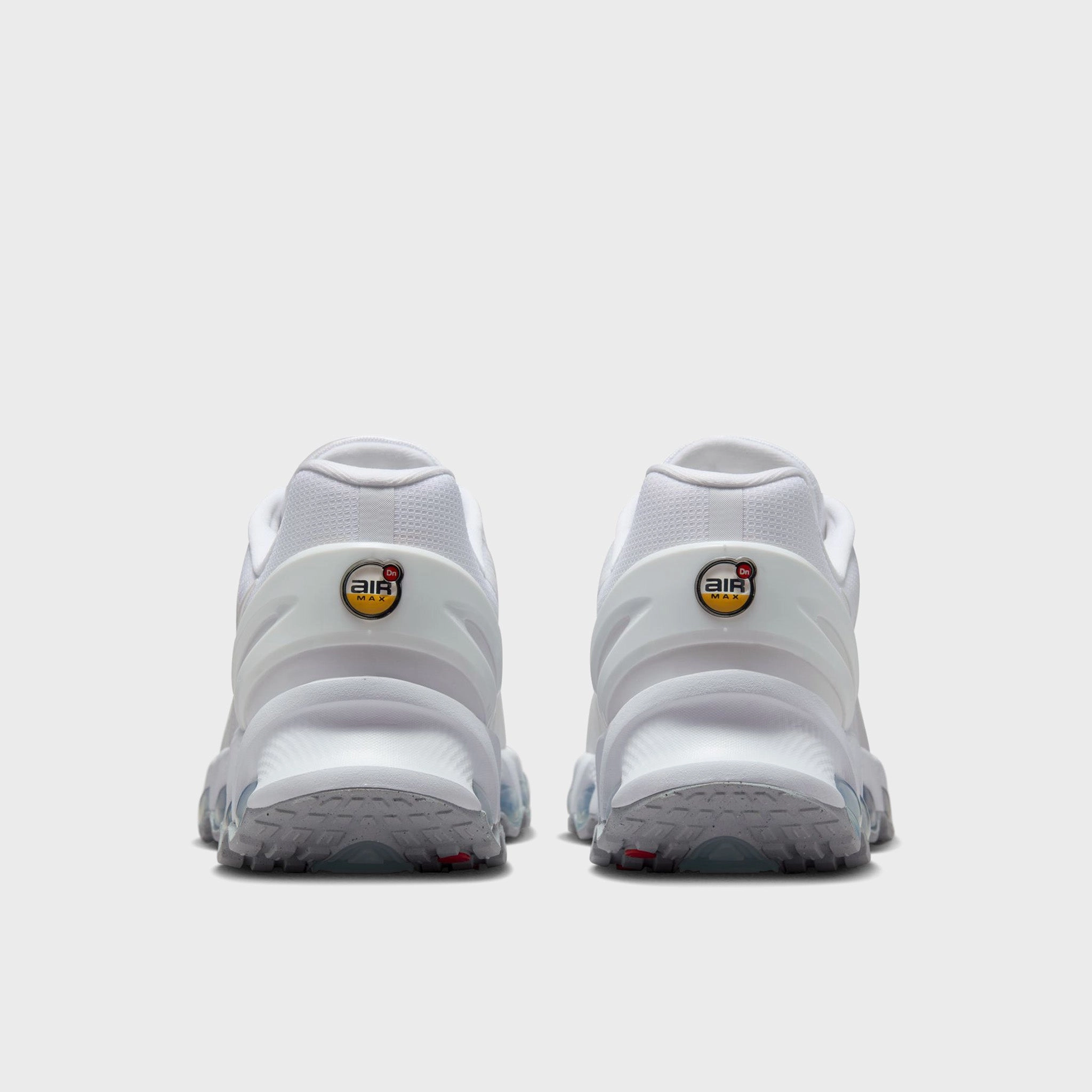 Nike Air Max DN8 White / Metallic Silver - White