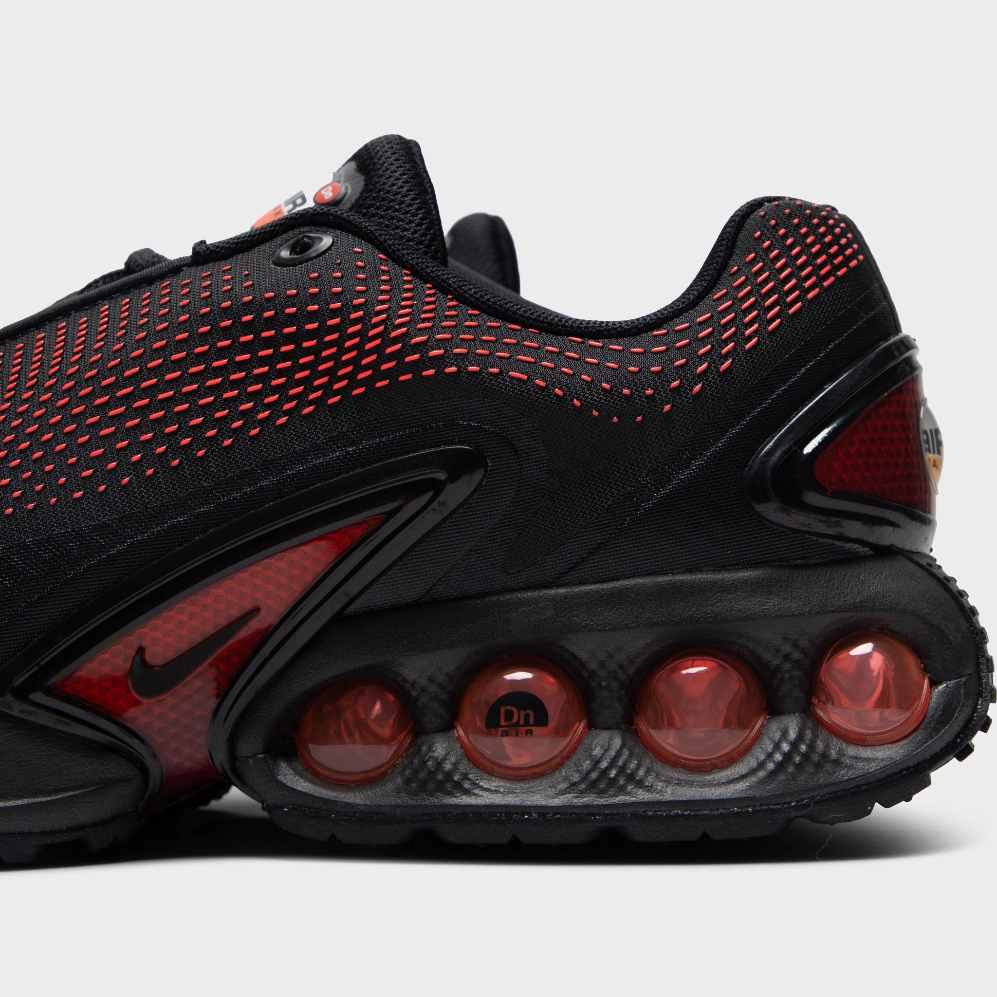 Nike Air Max DN Essential Black / Black - Bright Crimson