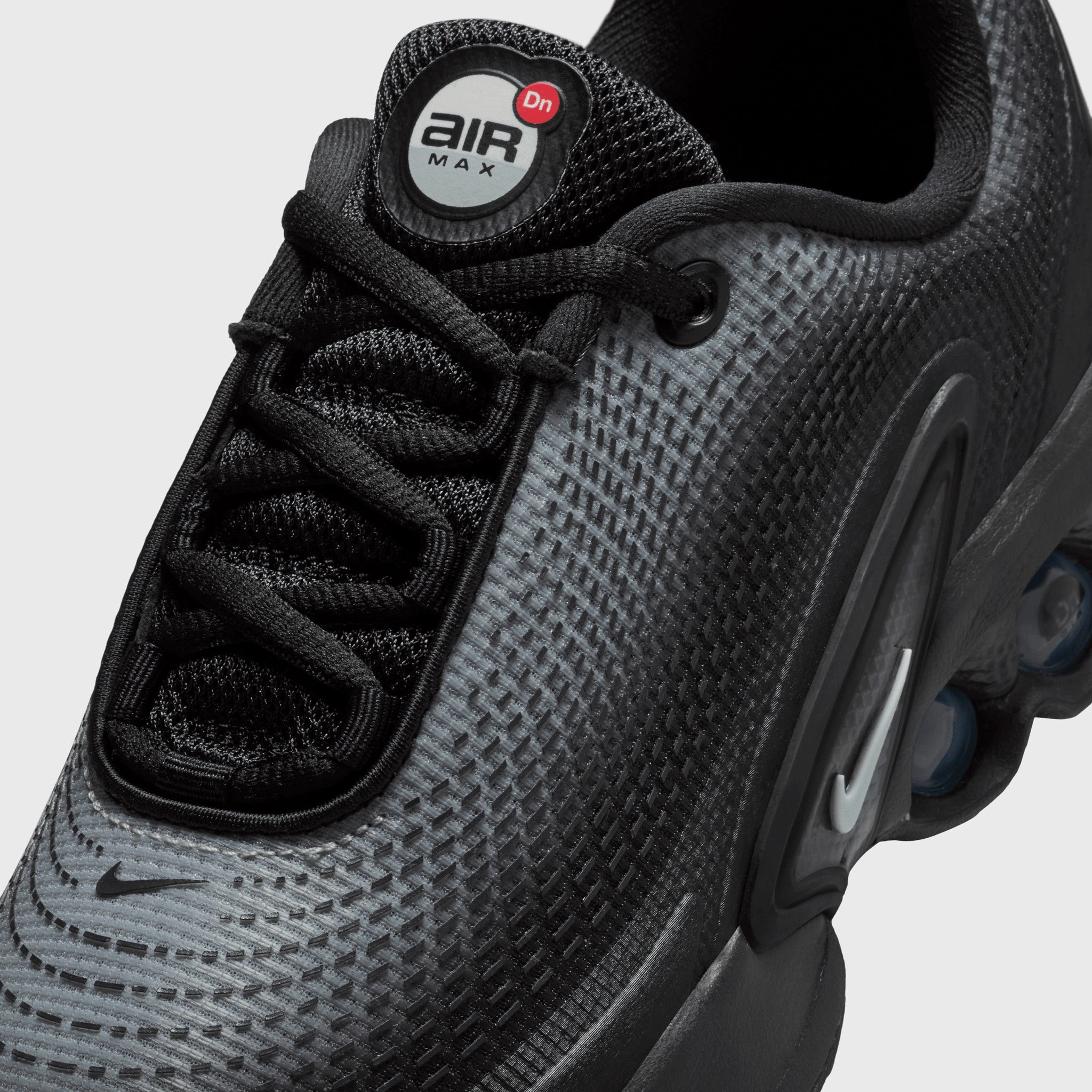 Nike Air Max DN GS Black / Light Smoke Grey - Metallic Silver