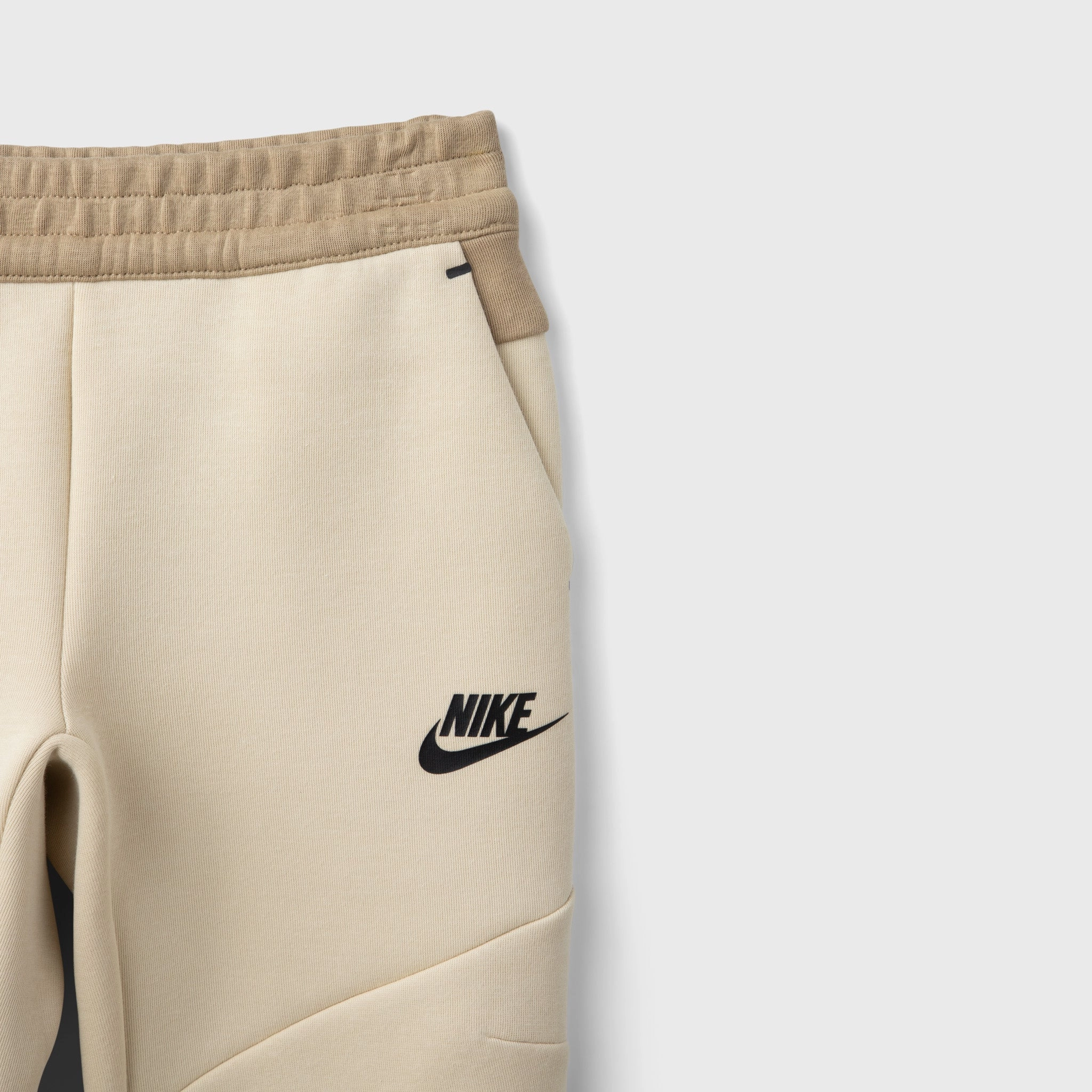 Nike Sportswear Children's Tech Fleece Full Zip Hoodie Set / Light Khaki