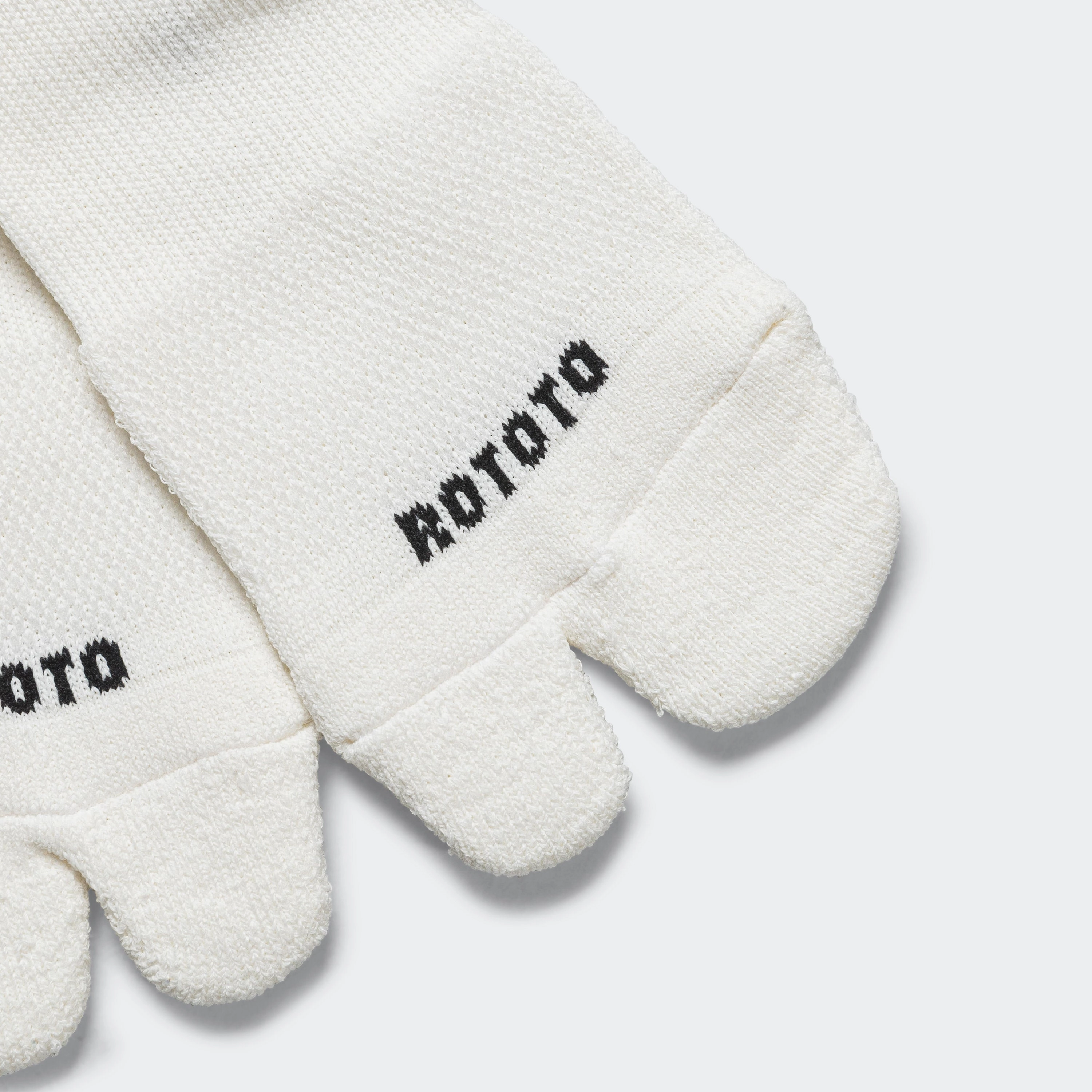 Split-Toe Ankle Sock - White