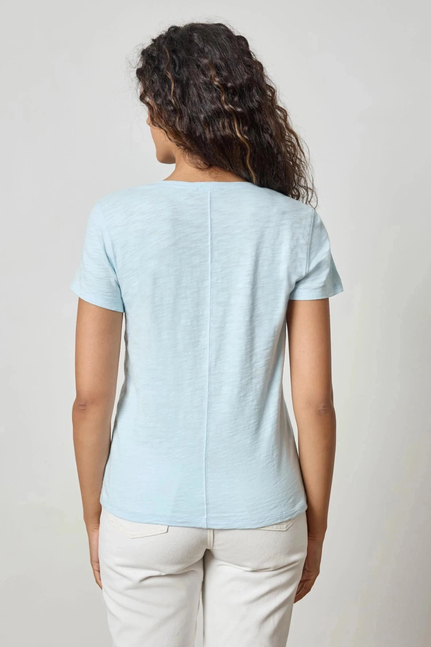 V-Neck Short Sleeve Back Seam Tee Spa