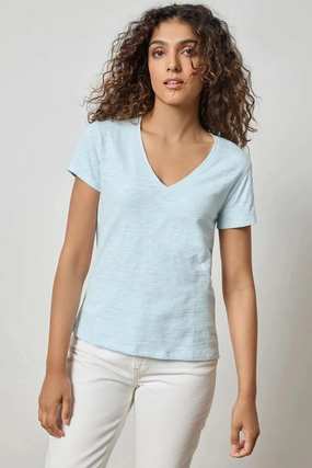 V-Neck Short Sleeve Back Seam Tee Spa
