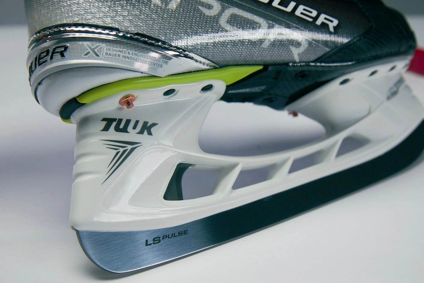 Vapor Hyperlite Pulse Hockey Skates - Senior