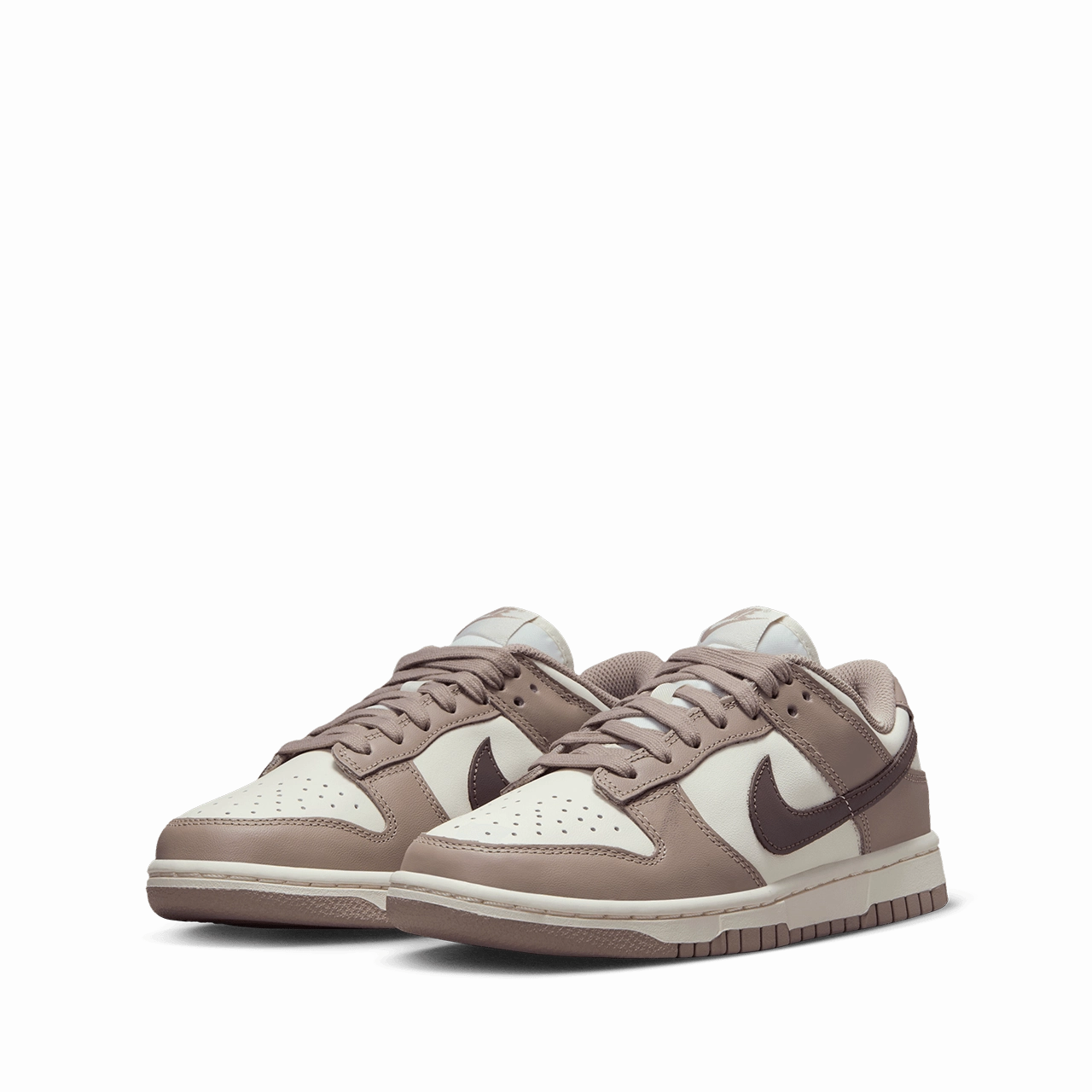 Wmns Nike Dunk Low 'Plum Eclipse'
